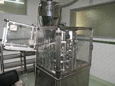 الة تعبئة المراهم و الكريمات